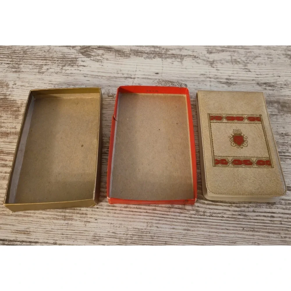 Vintage Slim Note Pad in Decorative Box Shield Emblem Cream Red Gold Stationery